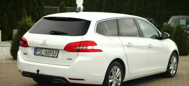 PEUGEOT 308 