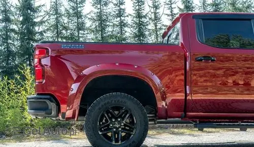 CHEVROLET Silverado 