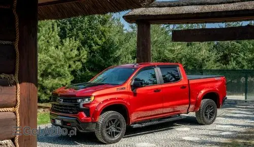 CHEVROLET Silverado 