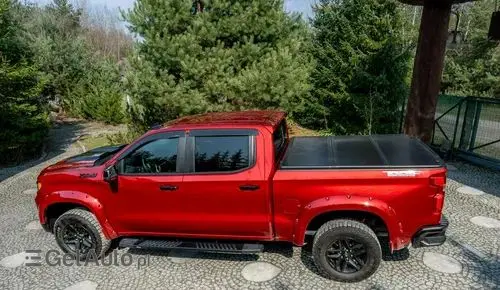 CHEVROLET Silverado 