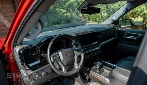 CHEVROLET Silverado 