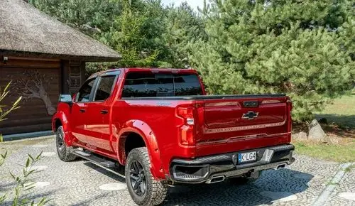 CHEVROLET Silverado 