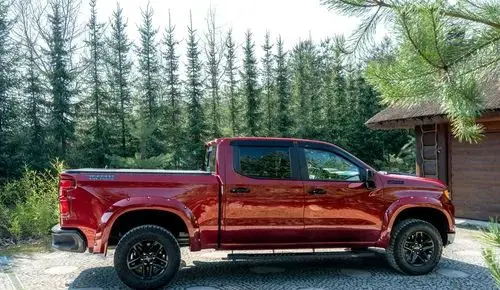 CHEVROLET Silverado 