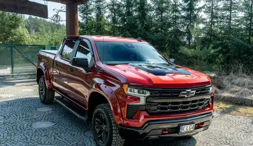 CHEVROLET Silverado 