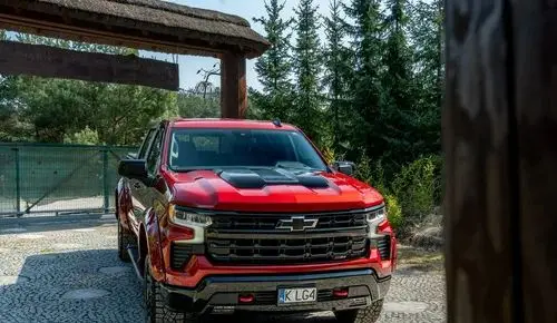 CHEVROLET Silverado 