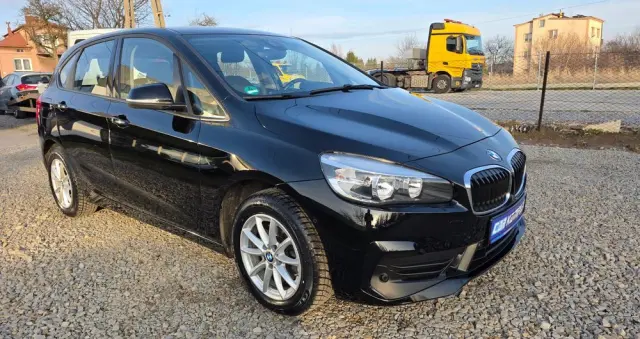 BMW Seria 2 218d Advantage