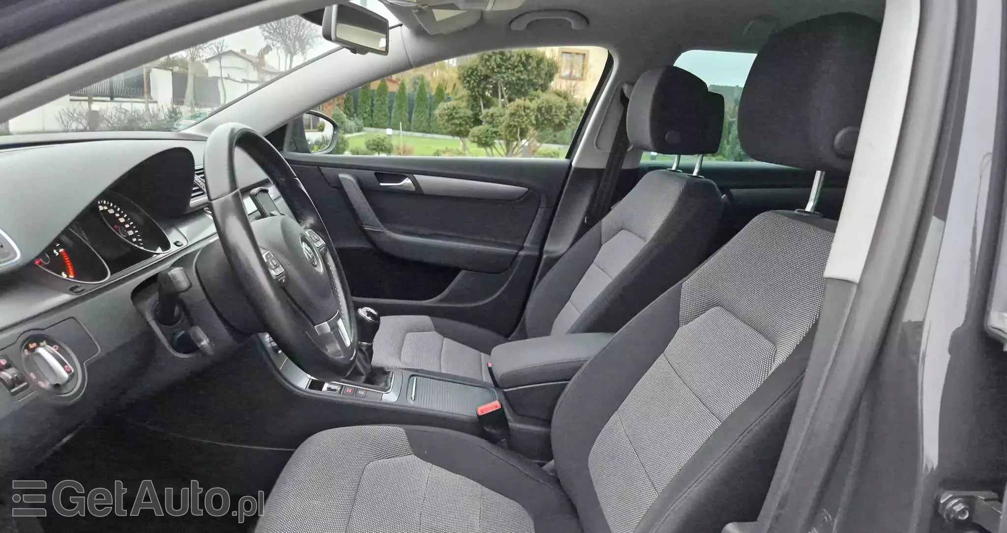 VOLKSWAGEN Passat Variant 2.0 Blue TDI SCR Comfortline