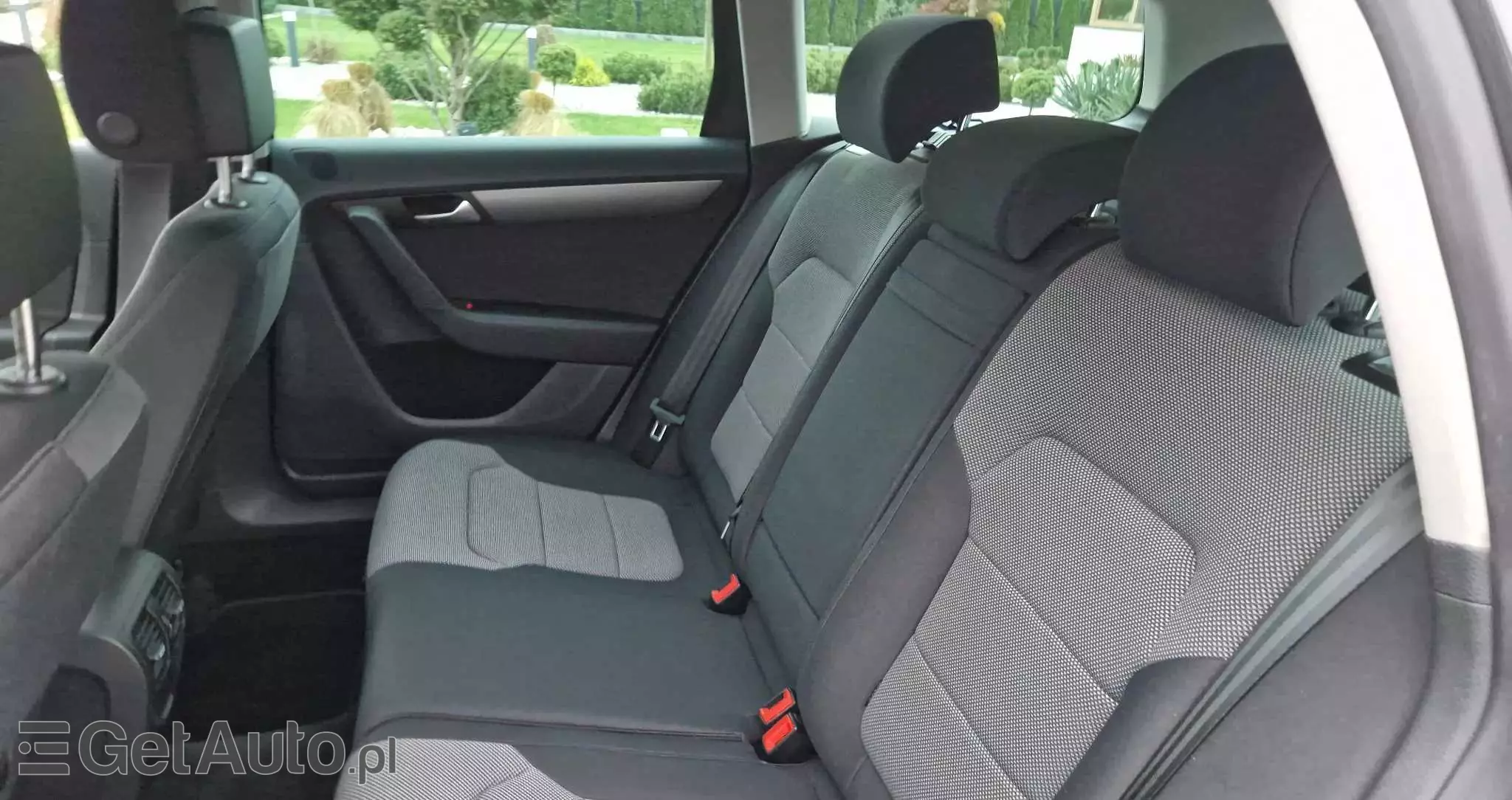 VOLKSWAGEN Passat Variant 2.0 Blue TDI SCR Comfortline