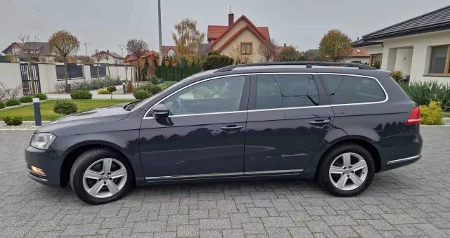 VOLKSWAGEN Passat Variant 2.0 Blue TDI SCR Comfortline