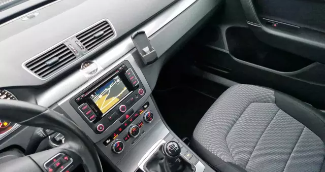 VOLKSWAGEN Passat Variant 2.0 Blue TDI SCR Comfortline