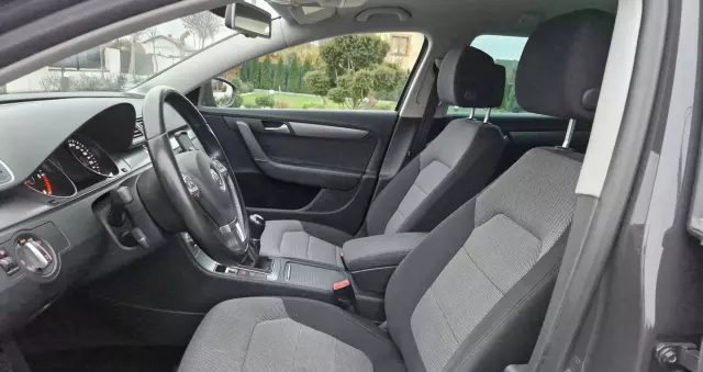 VOLKSWAGEN Passat Variant 2.0 Blue TDI SCR Comfortline
