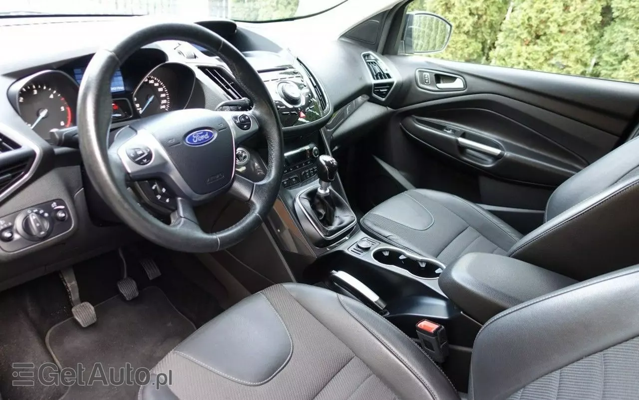 FORD Kuga 