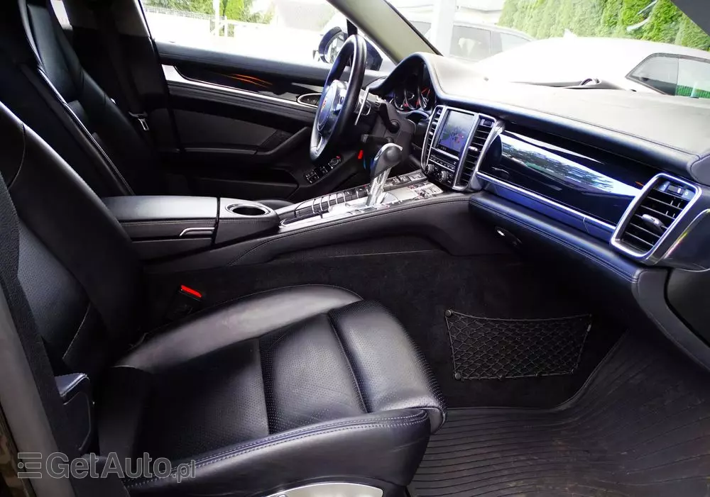 PORSCHE Panamera Diesel Edition