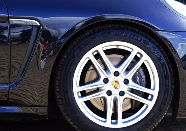 PORSCHE Panamera Diesel Edition