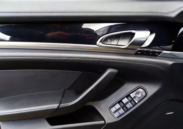 PORSCHE Panamera Diesel Edition