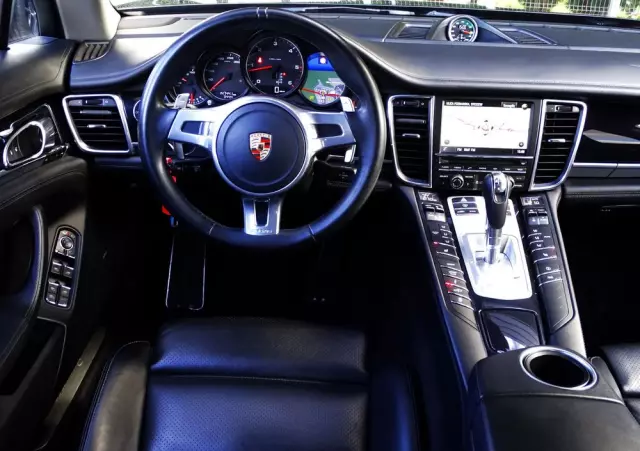 PORSCHE Panamera Diesel Edition