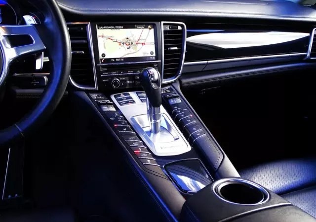 PORSCHE Panamera Diesel Edition