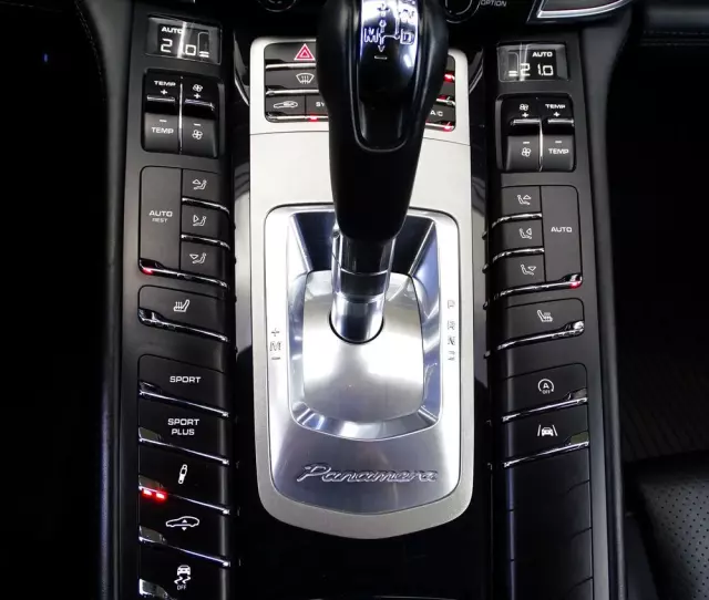 PORSCHE Panamera Diesel Edition