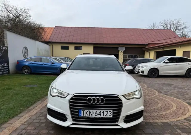 AUDI A6 Avant 2.0 TDI Ultra DPF S tronic
