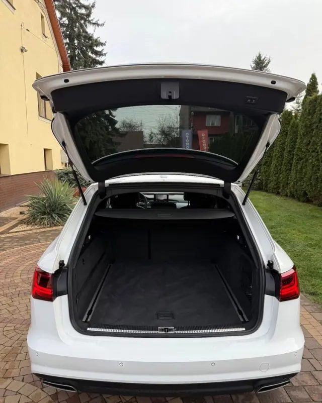 AUDI A6 Avant 2.0 TDI Ultra DPF S tronic