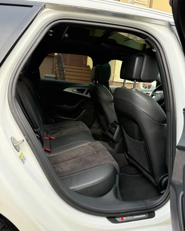 AUDI A6 Avant 2.0 TDI Ultra DPF S tronic