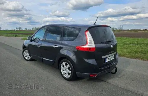 RENAULT Grand Scenic 