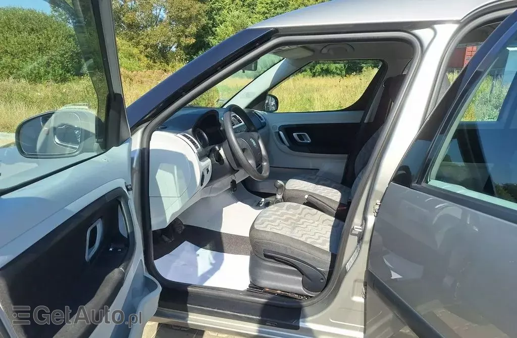 SKODA Roomster 