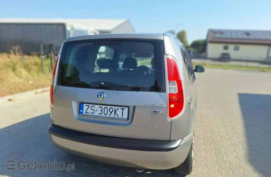 SKODA Roomster 