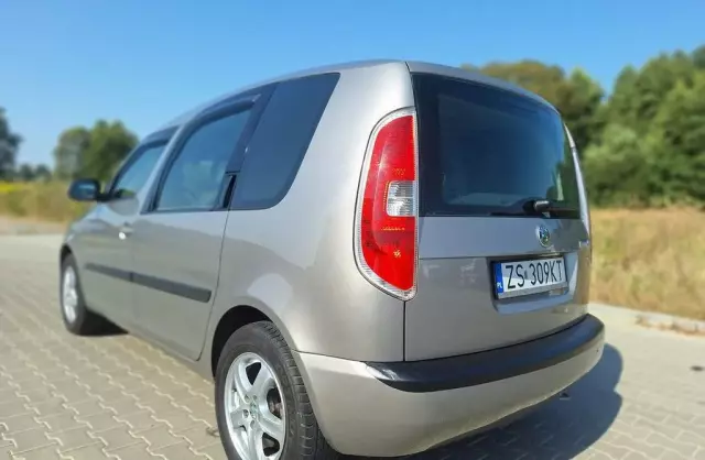 SKODA Roomster 