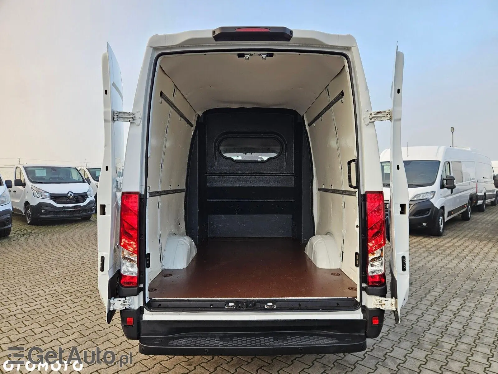 IVECO Daily 35S16H V L H3