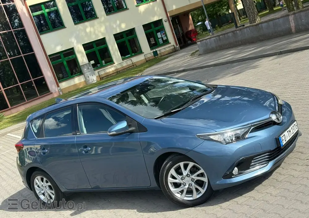 TOYOTA Auris 1.2 Turbo Edition S+