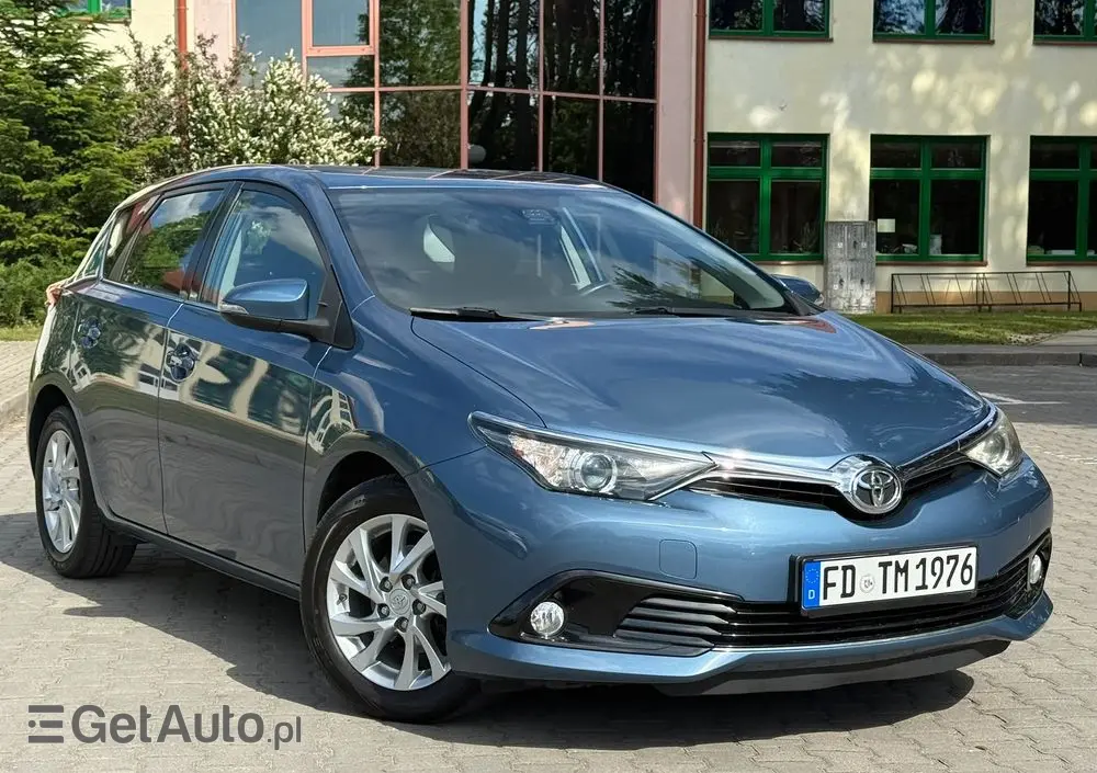 TOYOTA Auris 1.2 Turbo Edition S+