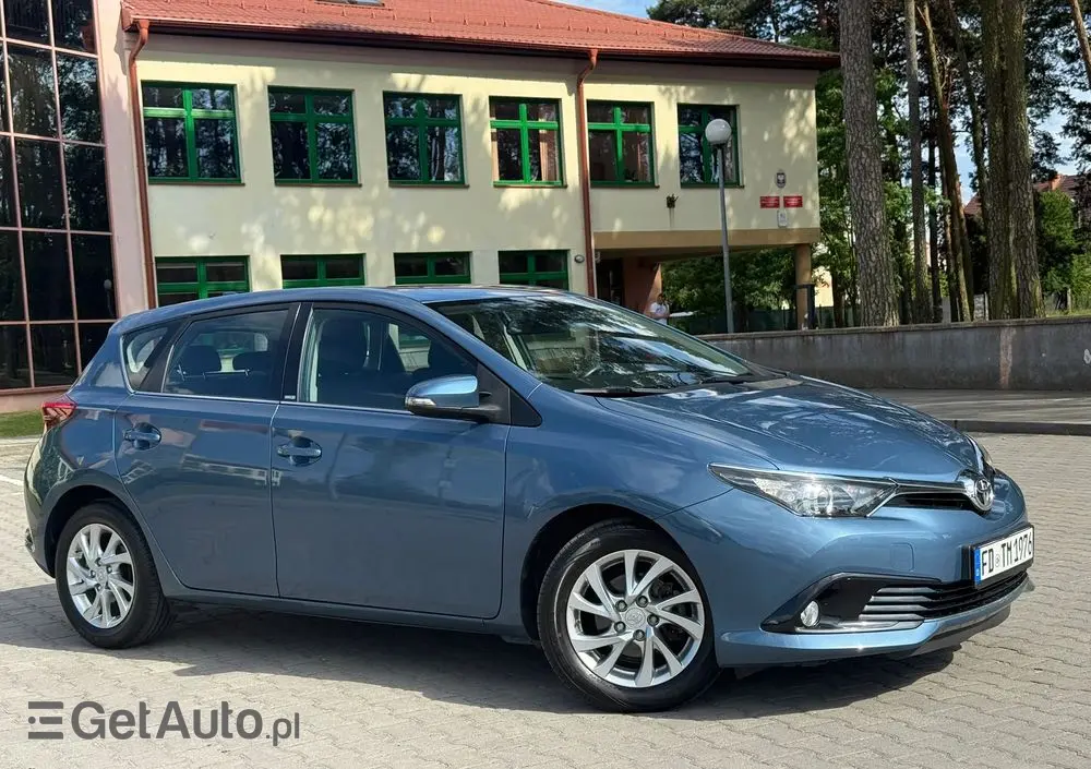 TOYOTA Auris 1.2 Turbo Edition S+