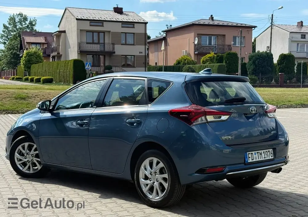 TOYOTA Auris 1.2 Turbo Edition S+