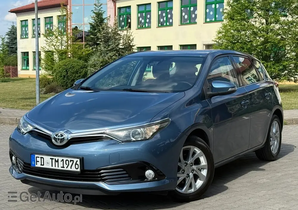 TOYOTA Auris 1.2 Turbo Edition S+