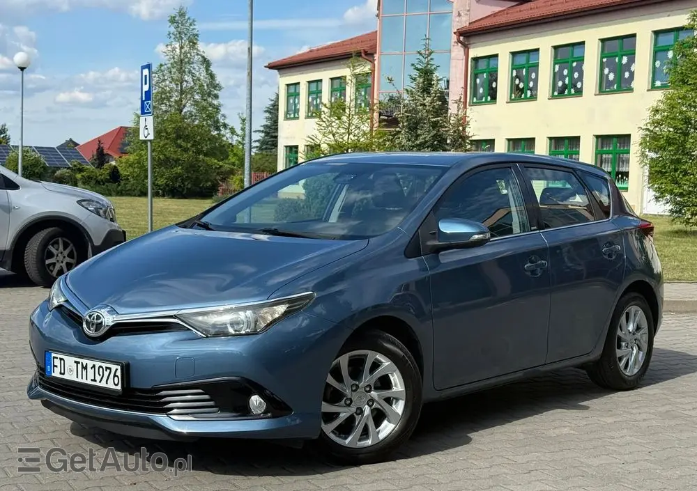 TOYOTA Auris 1.2 Turbo Edition S+