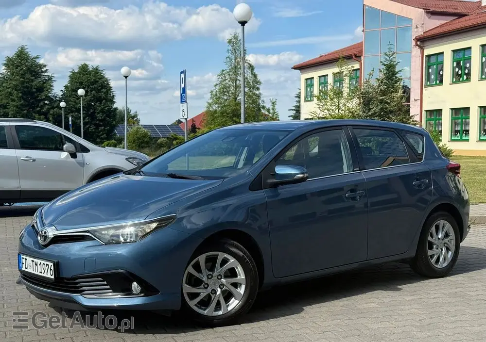 TOYOTA Auris 1.2 Turbo Edition S+