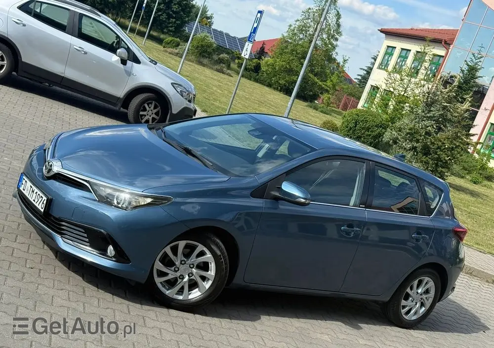 TOYOTA Auris 1.2 Turbo Edition S+