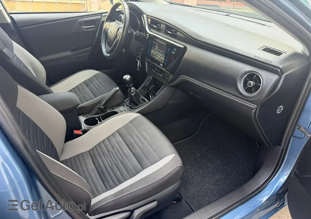 TOYOTA Auris 1.2 Turbo Edition S+