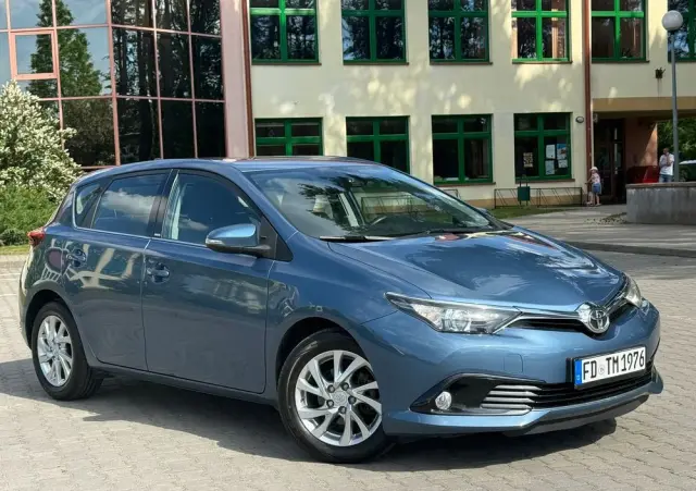 TOYOTA Auris 1.2 Turbo Edition S+