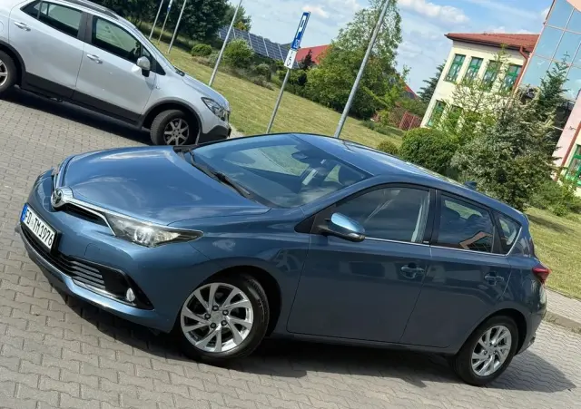 TOYOTA Auris 1.2 Turbo Edition S+