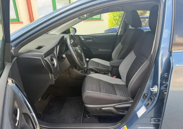 TOYOTA Auris 1.2 Turbo Edition S+