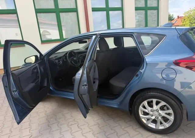 TOYOTA Auris 1.2 Turbo Edition S+