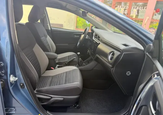 TOYOTA Auris 1.2 Turbo Edition S+