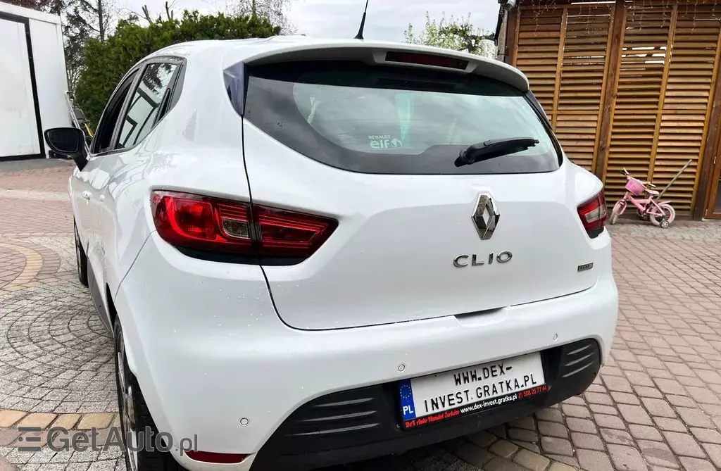 RENAULT Clio 