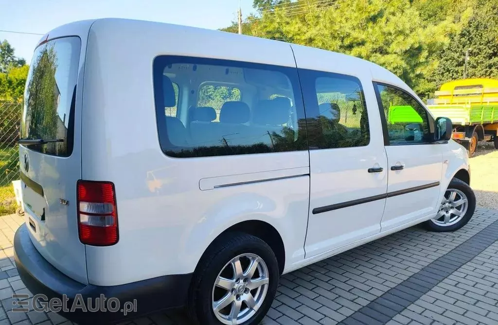 VOLKSWAGEN Caddy California 
