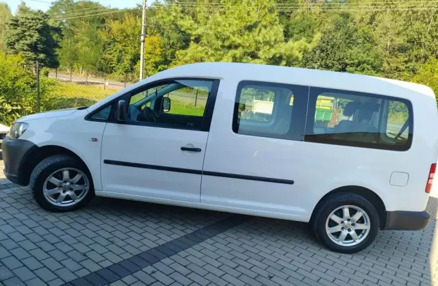 VOLKSWAGEN Caddy California 