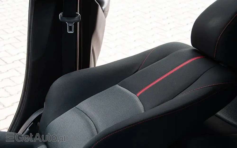 MAZDA 2 SKYACTIV-D 105 Exclusive-Line