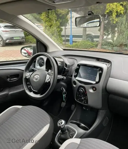 TOYOTA Aygo 