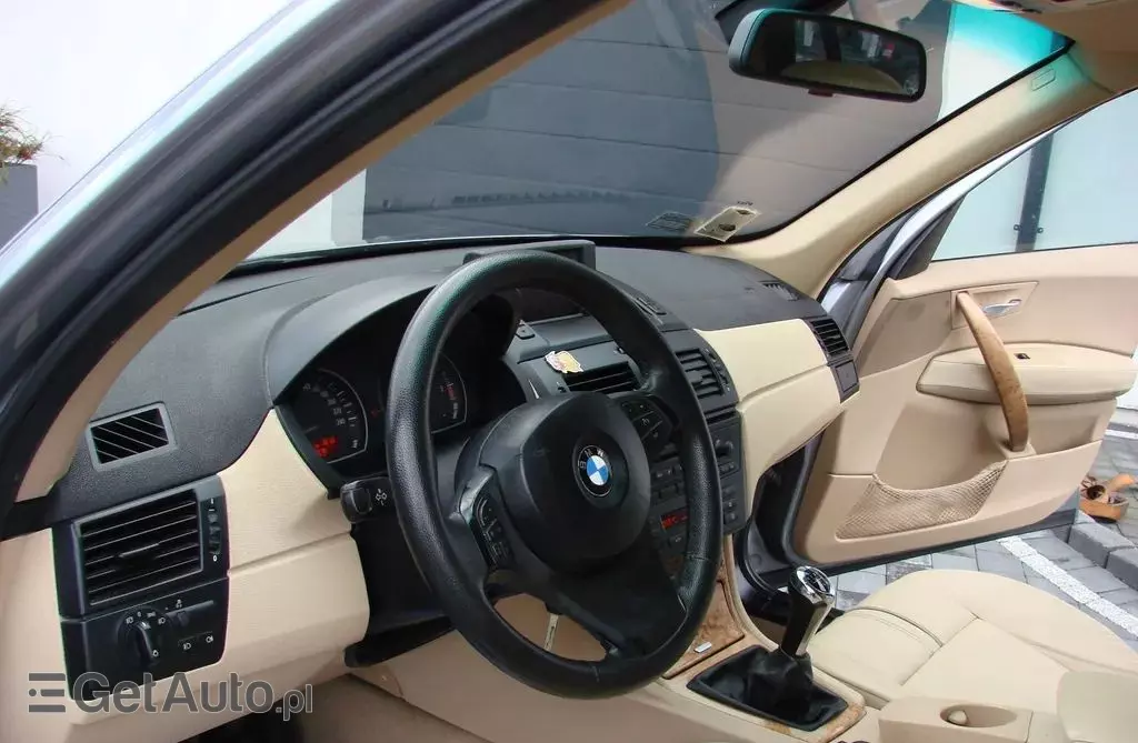 BMW X3 2.0d (150 KM)